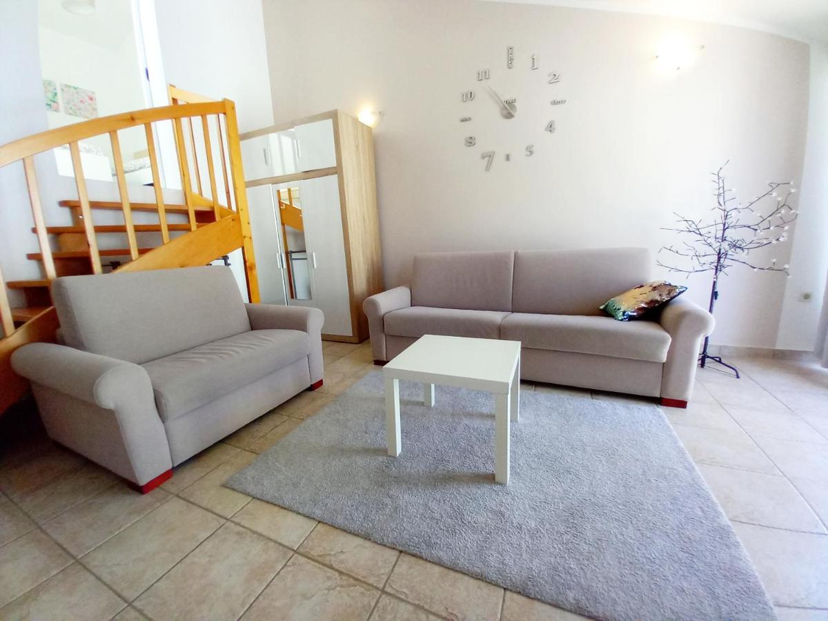 Apartment Karlo メドゥリン エクステリア 写真