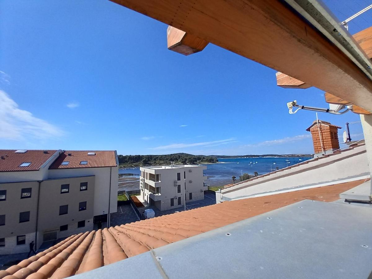 Apartment Karlo メドゥリン エクステリア 写真